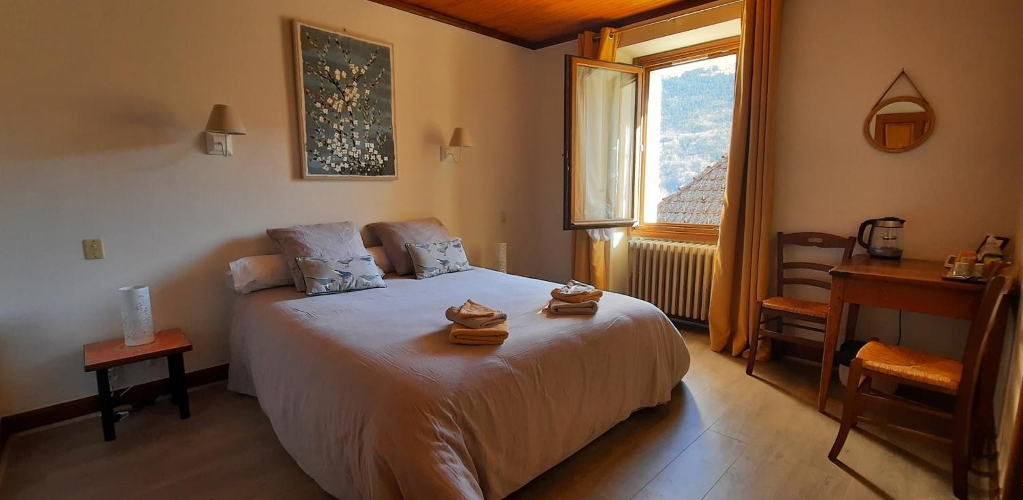 Bed and Breakfast Les Vagabonds Du Mont Chichilianne Exterior foto